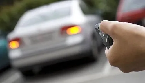 Сигнализация машины звук